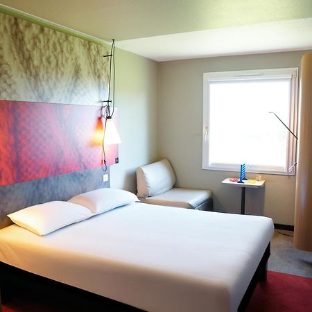 Ibis Caen Porte De Bretagne Bretteville-sur-Odon Экстерьер фото