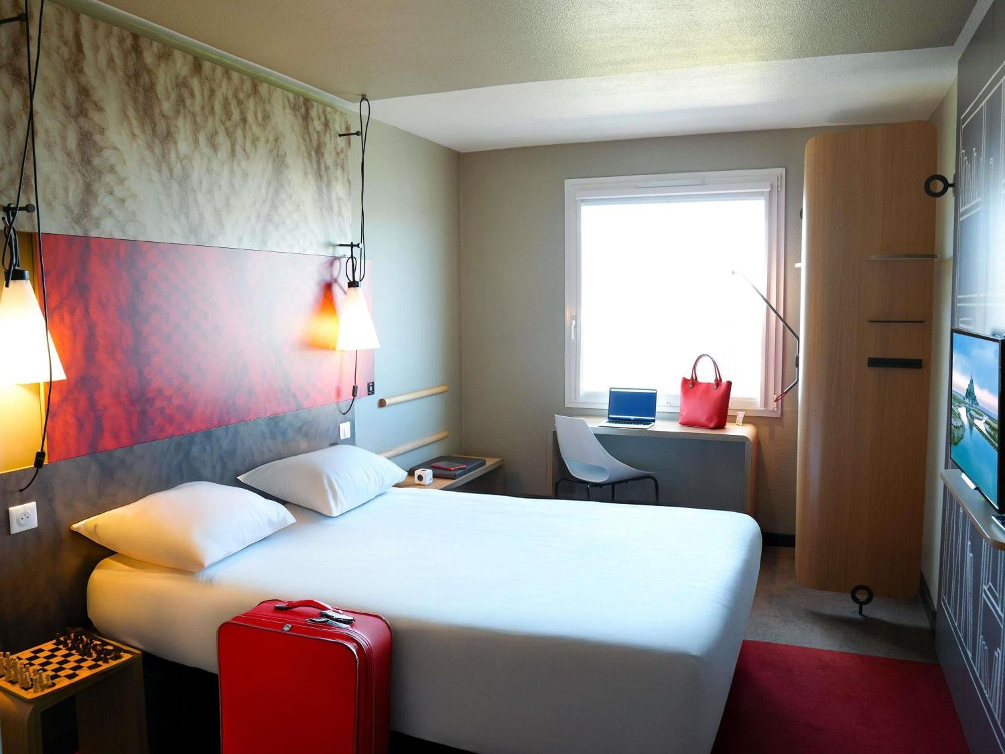 Ibis Caen Porte De Bretagne Bretteville-sur-Odon Экстерьер фото